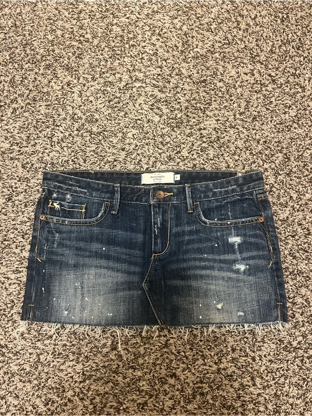 NWT Vintage Y2K Era Abercrombie & Fitch Dark Blue Denim Skirt